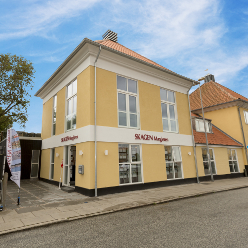 Skagen Mægleren, boligbutik i Skolegade